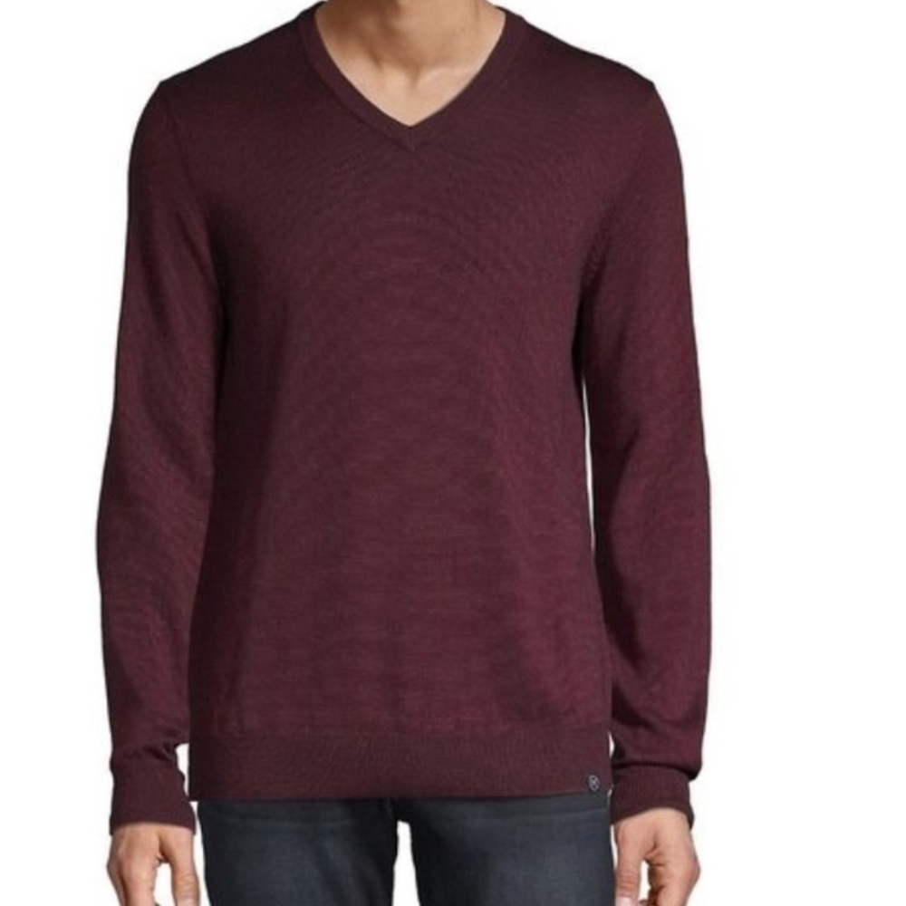 TWO Perry Ellis M sweaters